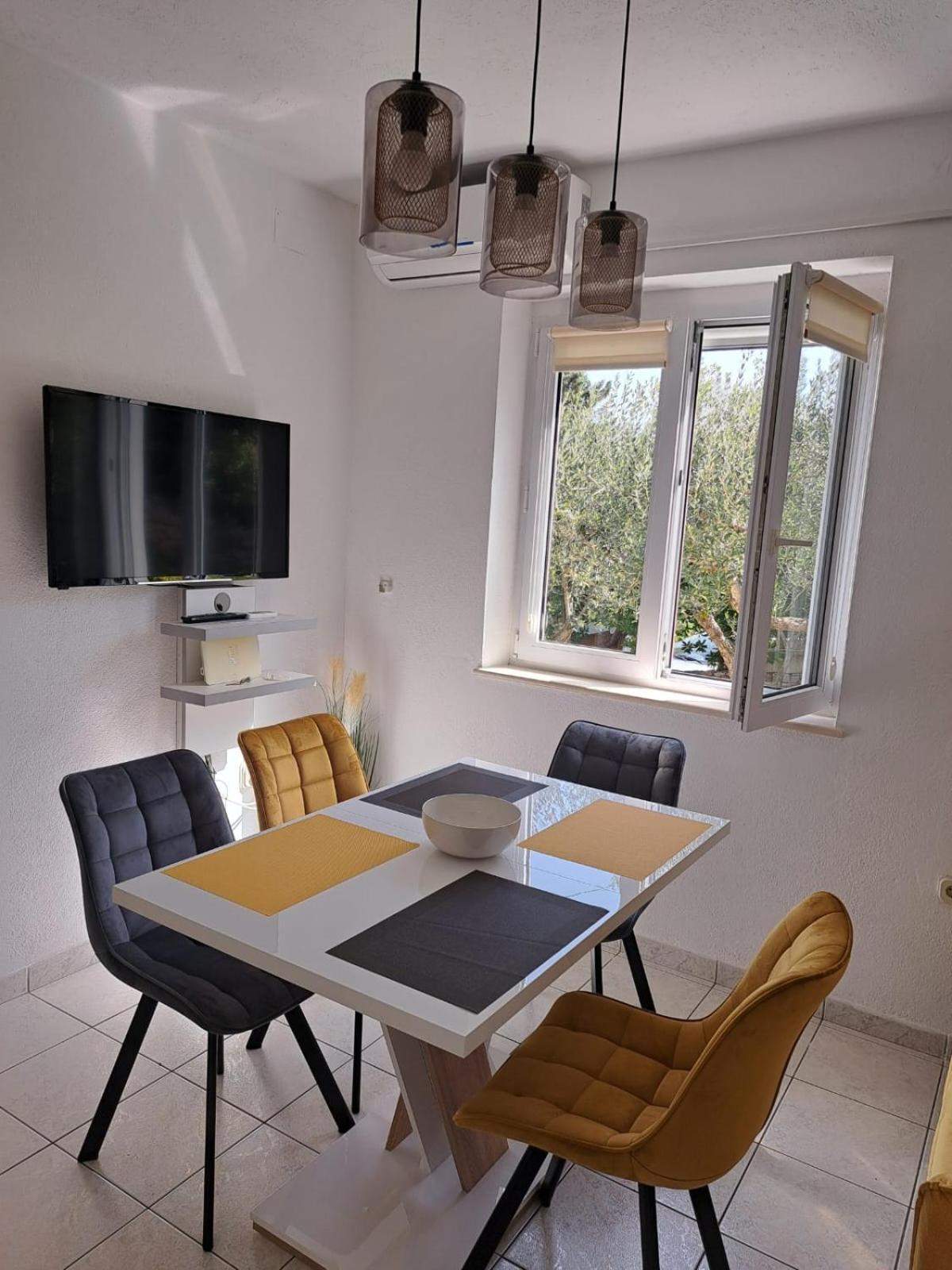 La Petite Maison สปลิตสกา ภายนอก รูปภาพ